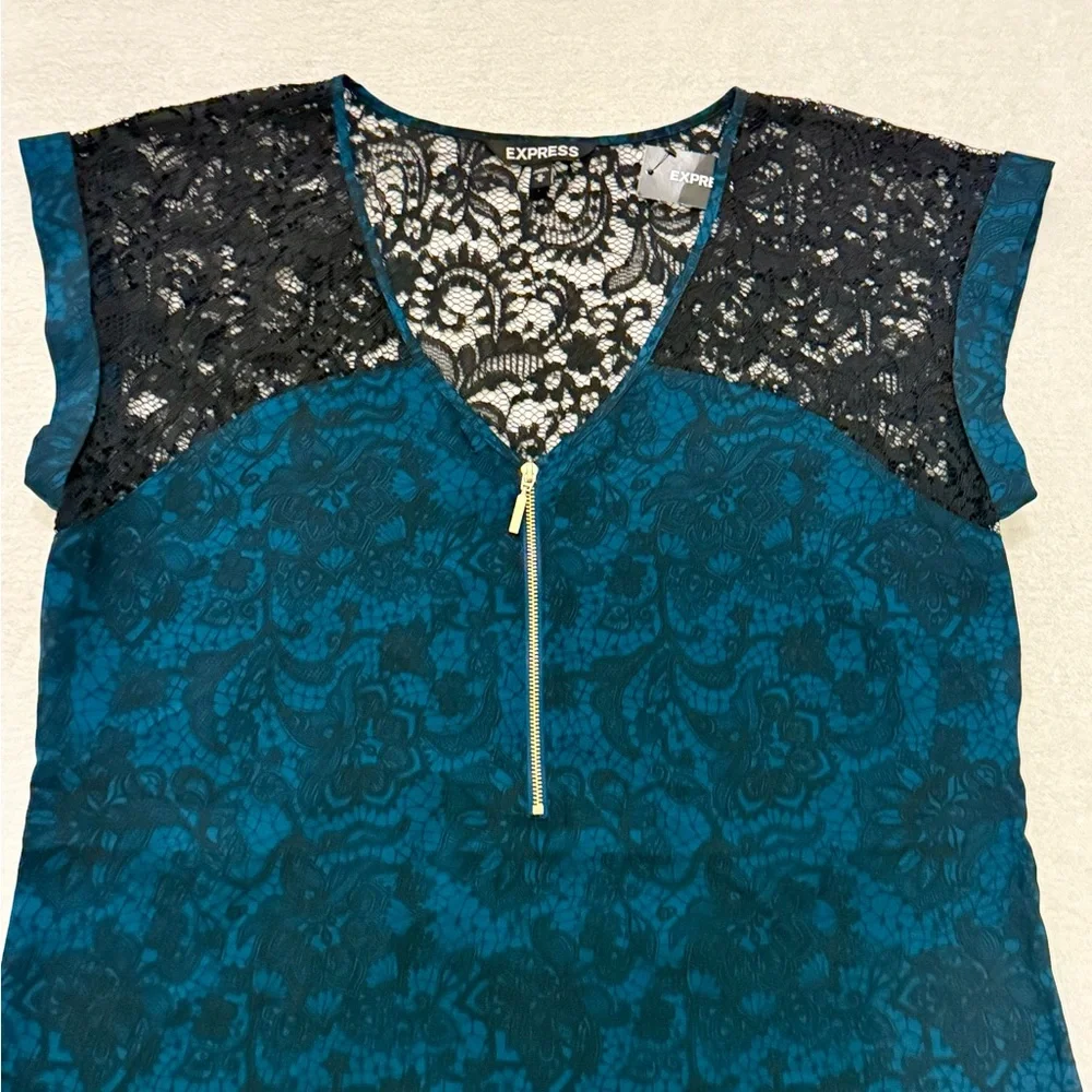 Express Teal and Black Short Sleeve Top with Lace Details NWT - Picture 3 of 5